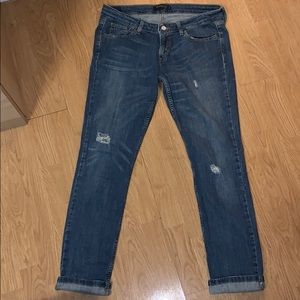 Levi’s 524 Too Super low Destroyed Jeans